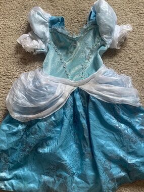 Disney store Cinderella dress 3t